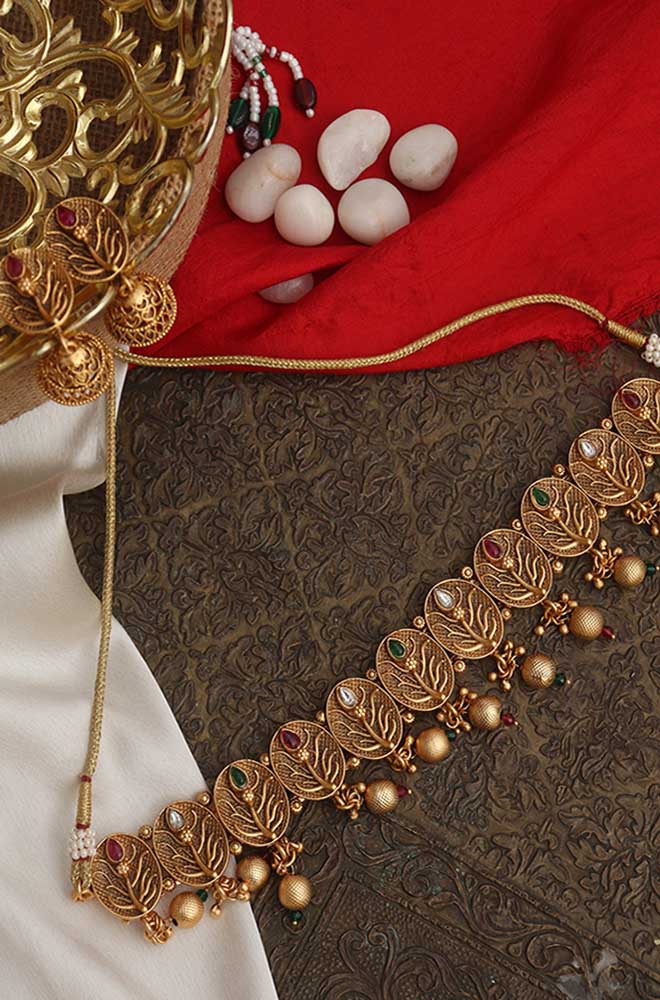 Radiant Grace: Elevate Your Style with Exclusive Necklace Set - Shop Now! - Luxurion World