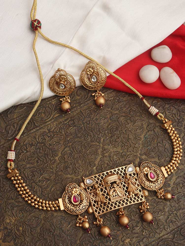 Regal Charm: Luxurionworld's Exclusive Necklace Set for Elegant Occasions - Luxurion World