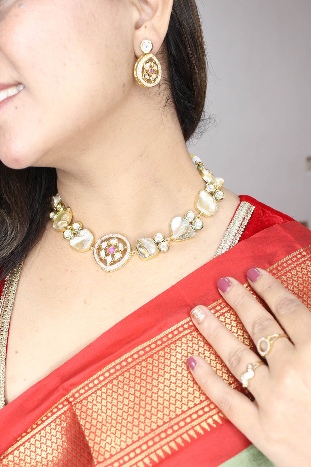Shop Luxurionworld's Exclusive Necklace Set for a Graceful Look - Luxurion World