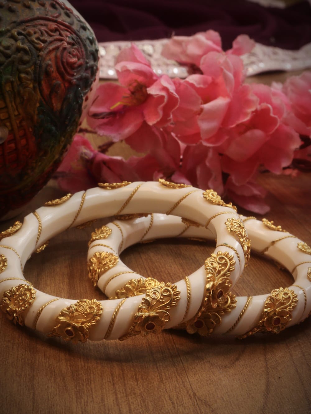Golden Rajwadi Chuda Bangles - Luxurion World