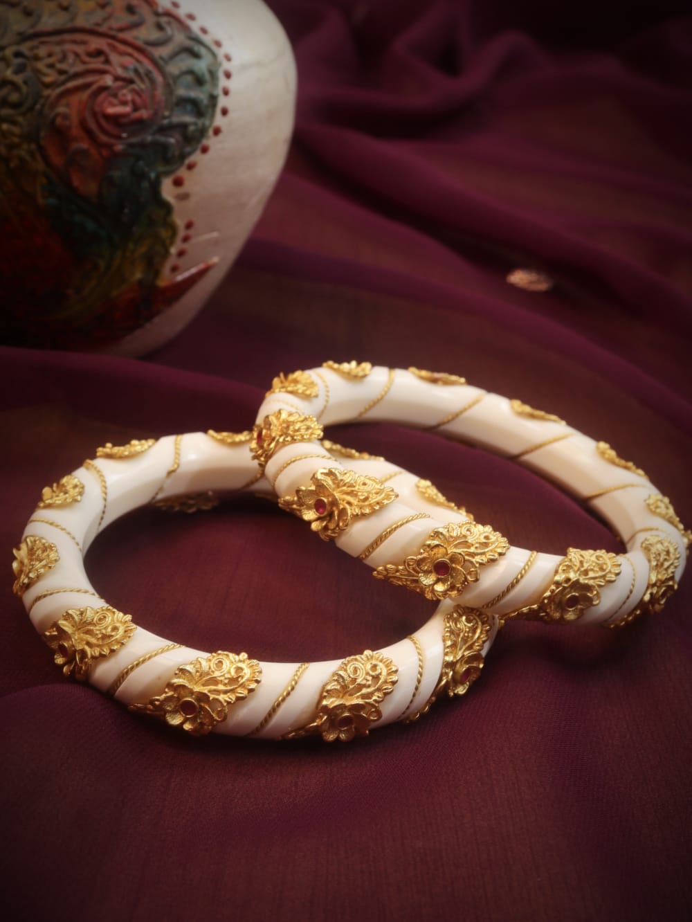 Golden Rajwadi Chuda Bangles - Luxurion World