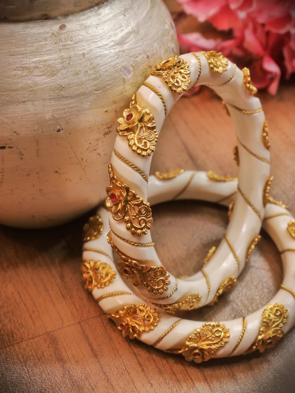 Buy Karatcart Floral Rajwadi Antique GoldPlated Temple Bangles Online At  Best Price  Tata CLiQ
