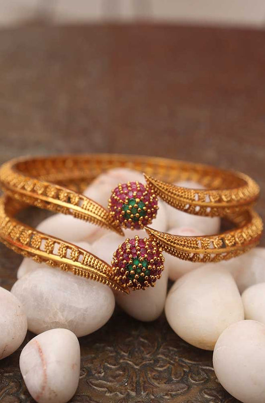 Indian Charm Bangles - Elevate Your Traditional Outfits with Elegance and Emotion - Add a Touch of Positivity to Every Occasion - Luxurion World