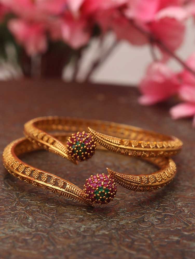 Indian Charm Bangles - Elevate Your Traditional Outfits with Elegance and Emotion - Add a Touch of Positivity to Every Occasion - Luxurion World