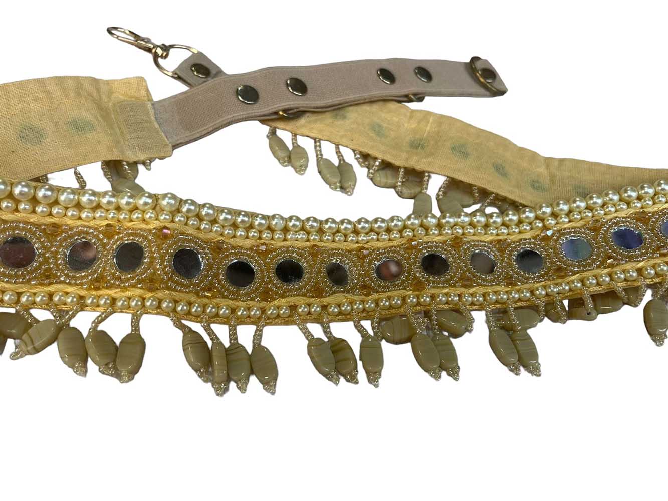 Stylish and Secure: Golden Buckle-Up Belts for Fashion-Forward Individuals - Luxurion World