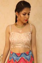 Golden Grace Necklace Set - Elevate Your Style with Exclusive Design and Delicate Details - Luxurion World