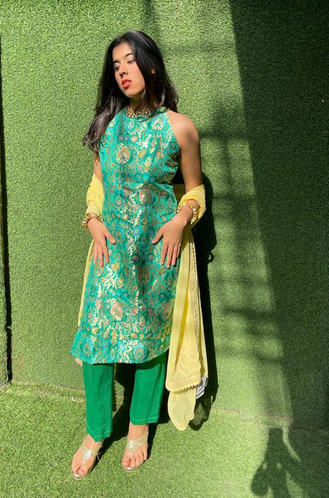 Green Banarasi kim khwab kurti and chanderi silk pant with trendy Georgette dupatta
