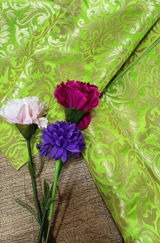 Green Banarasi Kimkhwab Silk Fabric  ( 1  Mtr ) - Luxurion World