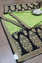 Green Banarasi Silk Dupatta: Ethnic Elegance at its Best! - Luxurion World