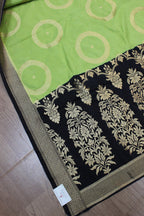 Green Banarasi Silk Dupatta: Ethnic Elegance at its Best! - Luxurion World