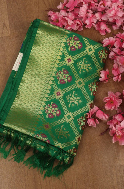 Green Banarasi Silk Patola Design Dupatta Luxurionworld