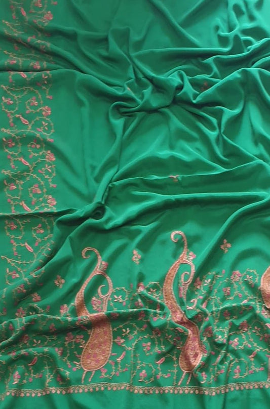 Green Embroidered Kashmiri Sozni Work Crepe Flower Design Saree - Luxurion World
