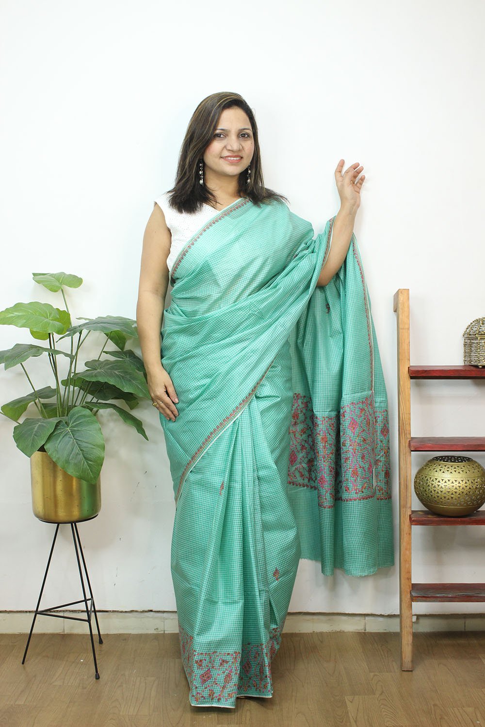 Green Embroidered Kashmiri Sozni Work Pure Silk Saree - Luxurion World