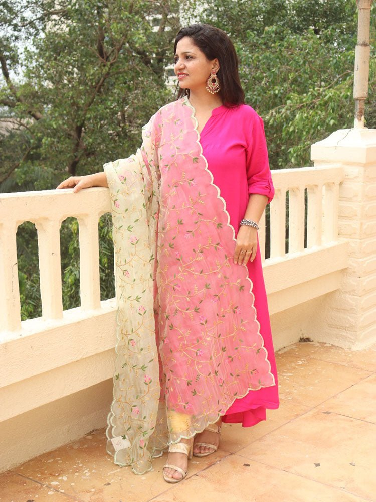 Green Embroidered Trendy Organza Dupatta With Scalloped Border - Luxurion World