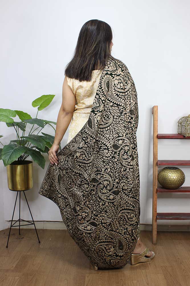 Green Embroidered Trendy Velvet Dupatta - Luxurion World