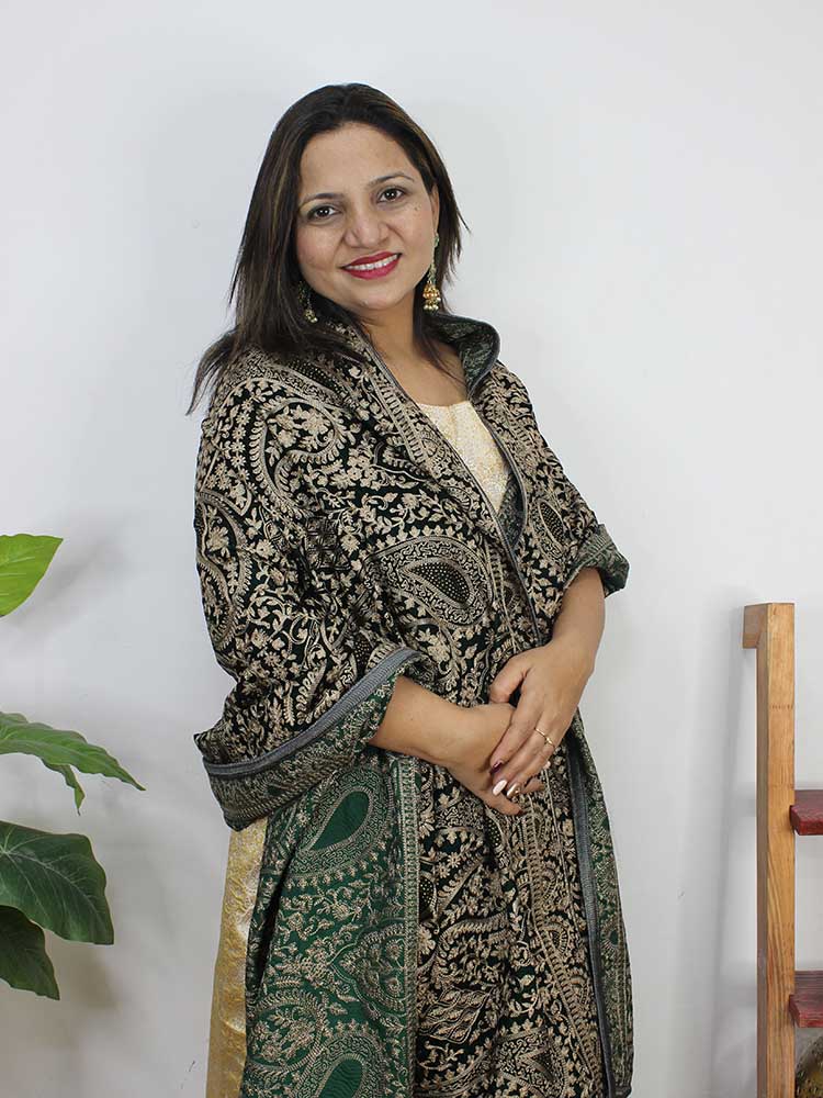 Green Embroidered Trendy Velvet Dupatta - Luxurion World