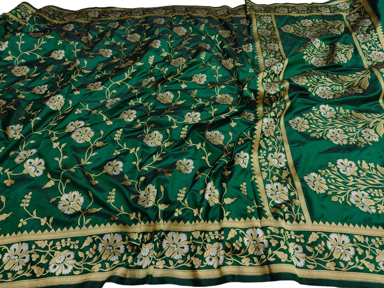 Green Handloom Banarasi Pure Katan Silk Sona Roopa Saree - Luxurion World