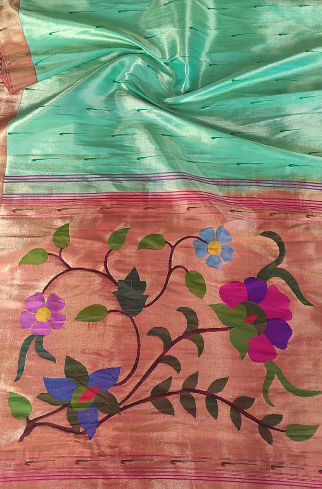 Green Handloom Paithani Pure Silk Muniya Border Floral Design Saree