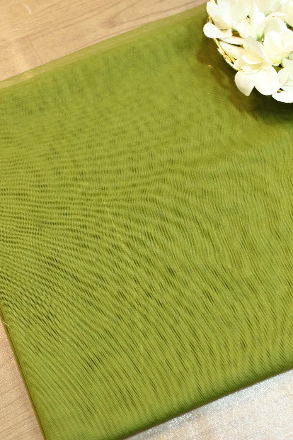 Green Trendy Net Fabric ( 1 Mtr ) - Luxurion World