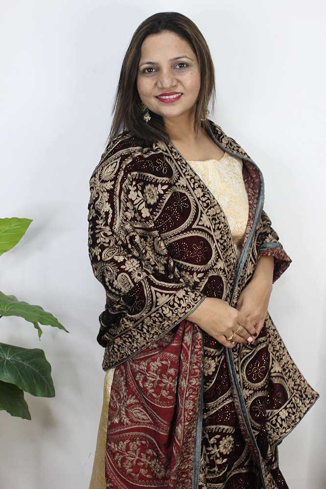 Maroon Embroidered Trendy Velvet Dupatta - Luxurion World