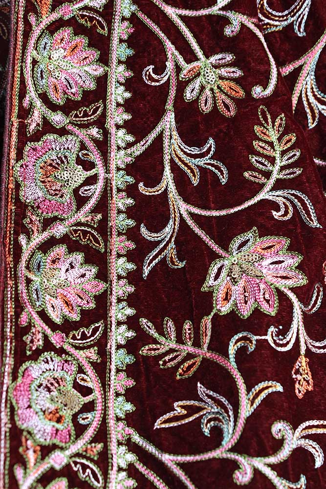 Maroon Embroidered Trendy Velvet Dupatta - Luxurion World