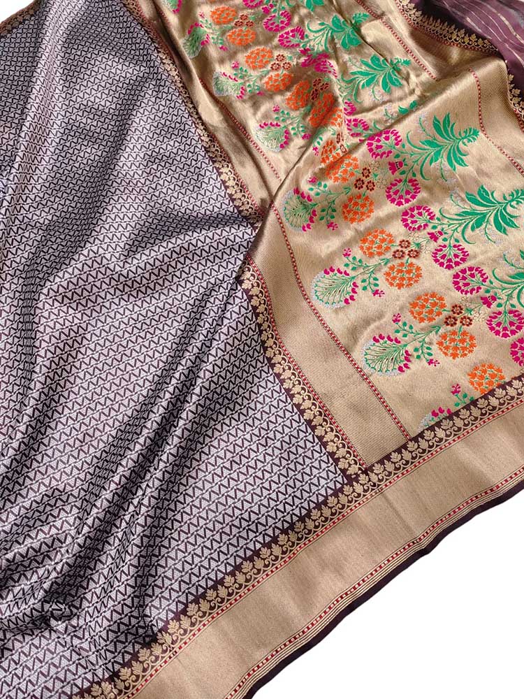 Maroon Handloom Banarasi Pure Katan Silk Kadwa Saree - Luxurion World