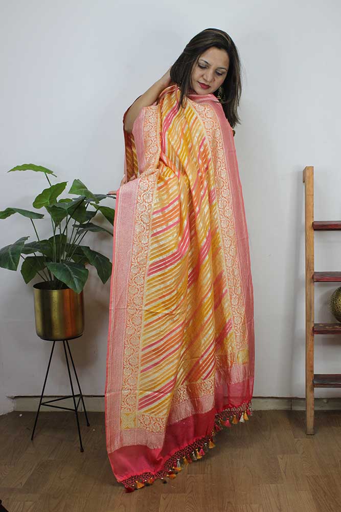 Multicolor Handloom Banarasi Pure Georgette Brush Dye Dupatta - Luxurion World