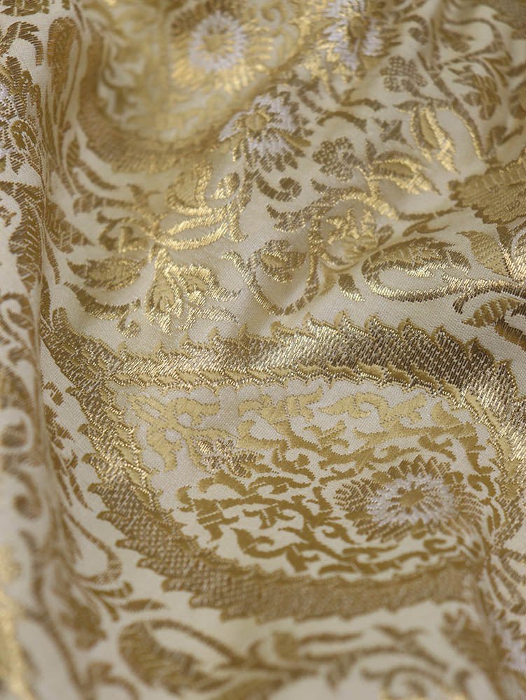 Off White Banarasi KimKhwab Silk Fabric ( 1 Mtr ) - Luxurion World