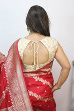 Off White Banarasi Kimkhwab Sleeveless Round Neck Padded Blouse - Luxurion World