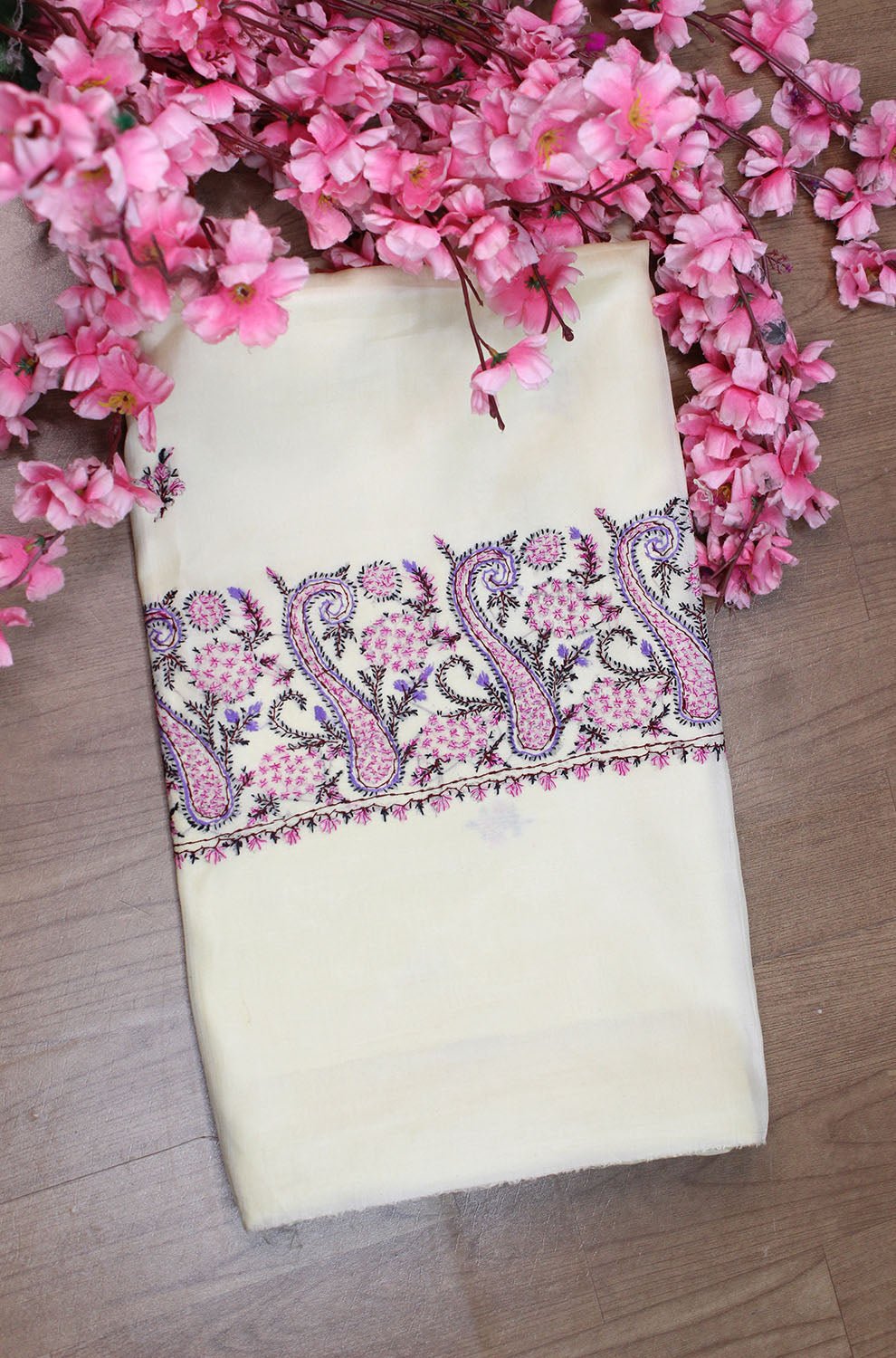 Off White Embroidered Kashmiri Sozni Work Pure Silk Saree - Luxurion World