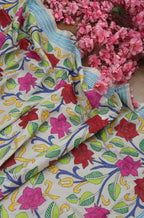 Exquisite Off White Kantha Silk Dupatta with Hand Embroidery - Luxurion World