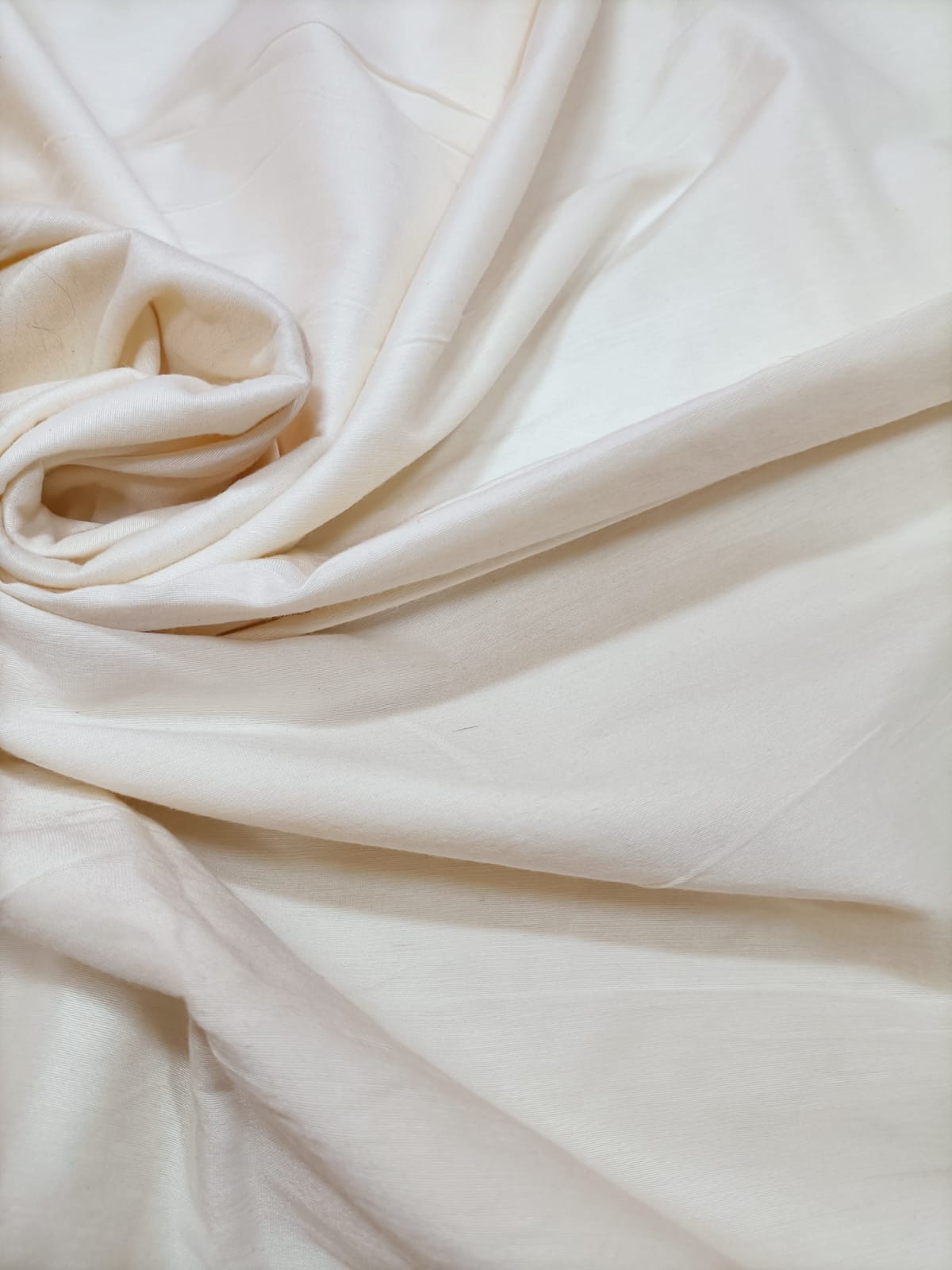 Off White Plain Cotton Fabric ( 1 Mtr) - Luxurion World