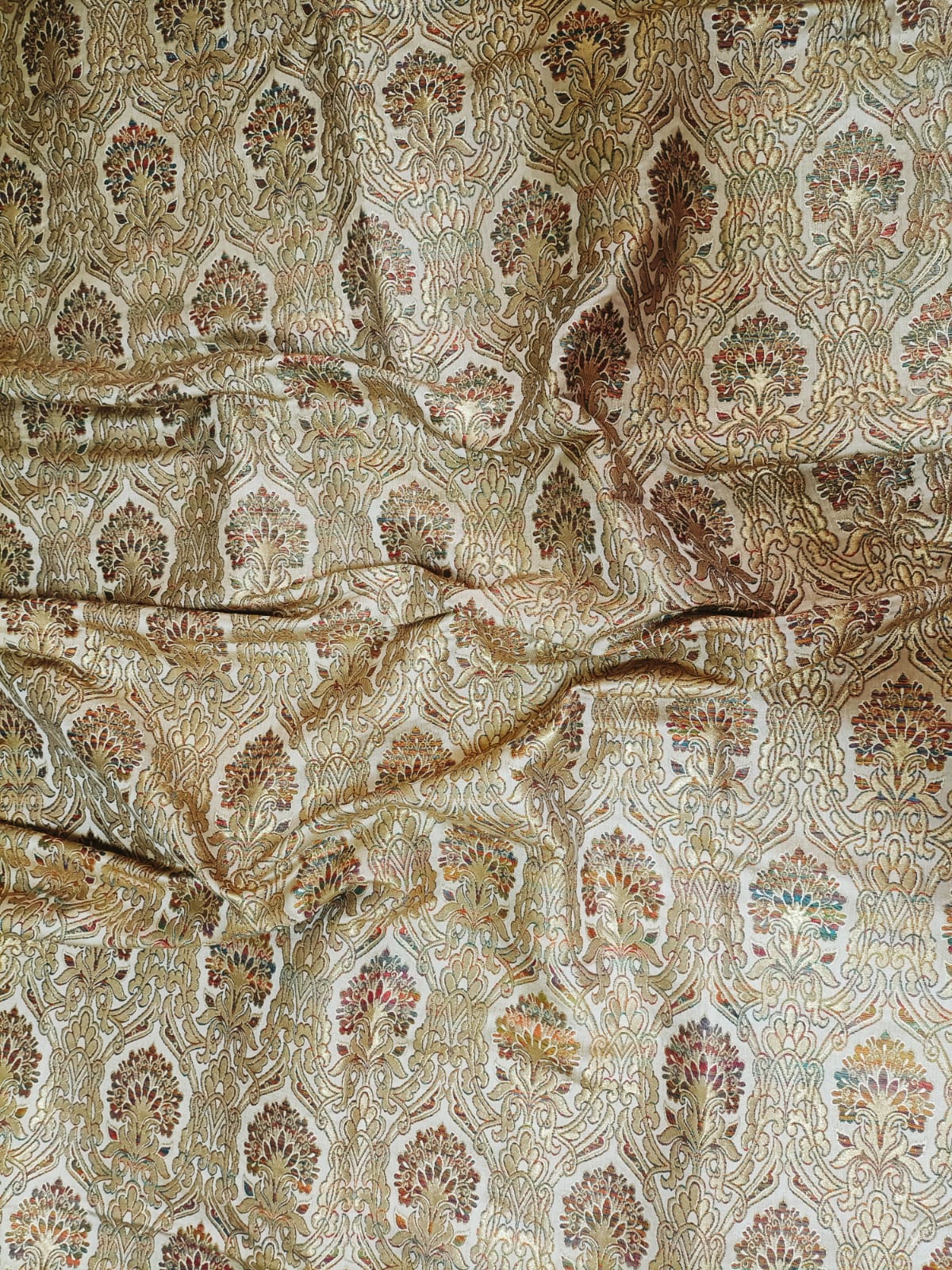 Pastel Banarasi Kimkhwab Silk Meenakari Fabric (1 Mtr ) - Luxurion World