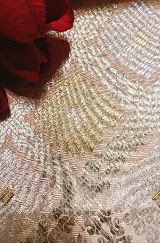 Pastel Banarasi Silk Fabric (  1 Mtr ) - Luxurion World