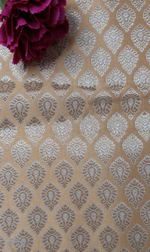 Pastel Banarasi Silk Fabric ( 1 Mtr ) - Luxurion World