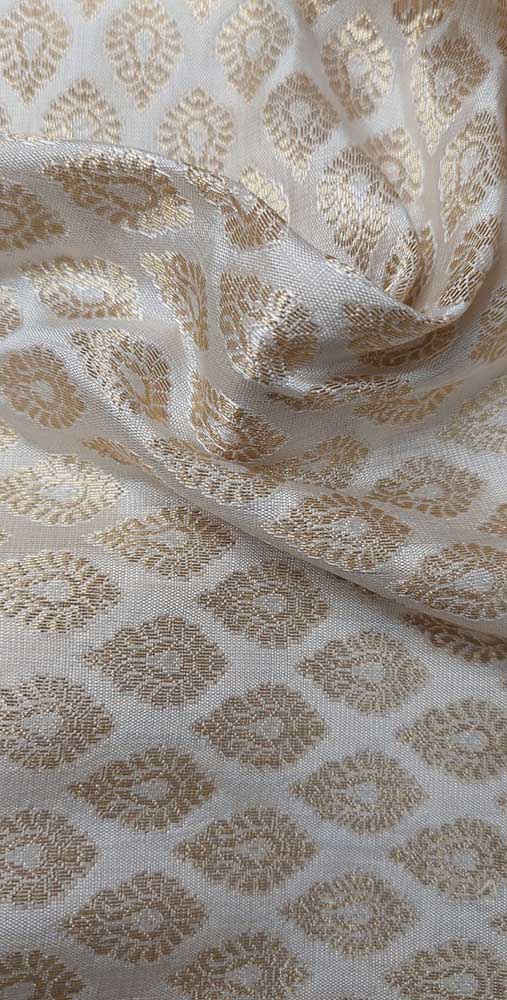 Pastel Banarasi Silk Fabric ( 1 Mtr ) - Luxurion World
