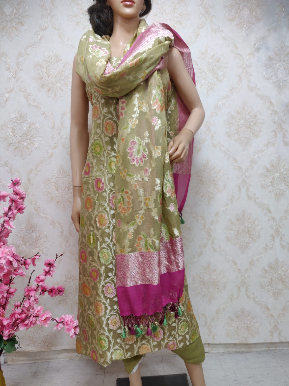 Pastel Handloom Banarasi Pure Georgette Georgette Brush Dye Unstitched Suit Set - Luxurion World