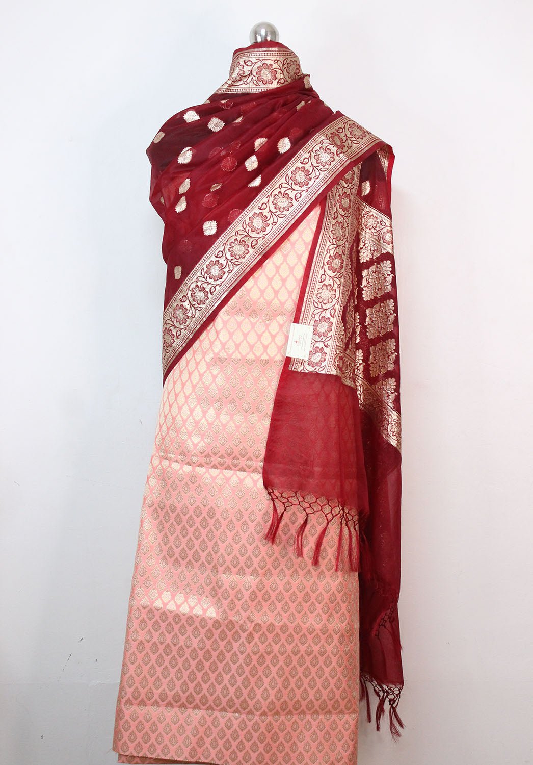 Pink Banarasi Silk Suit With Maroon Banarasi Organza Dupatta - Luxurion World