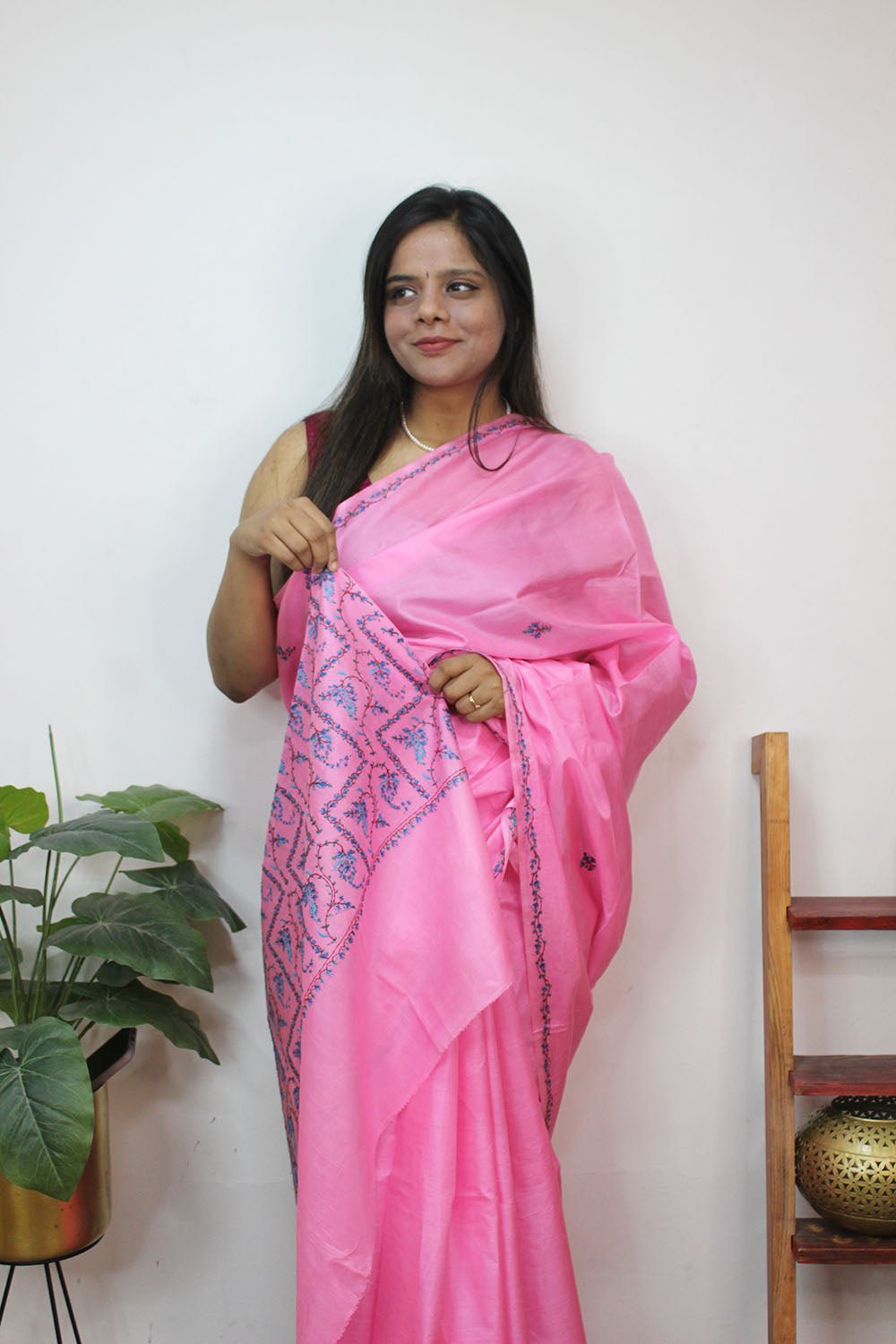 Pink Embroidered Kashmiri Sozni Work Pure Silk Saree - Luxurion World