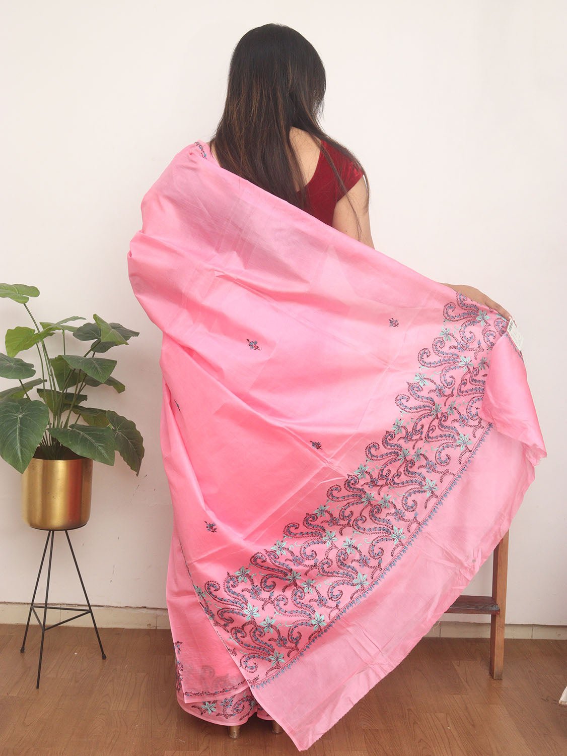 Pink Embroidered Kashmiri Sozni Work Pure Silk Saree - Luxurion World