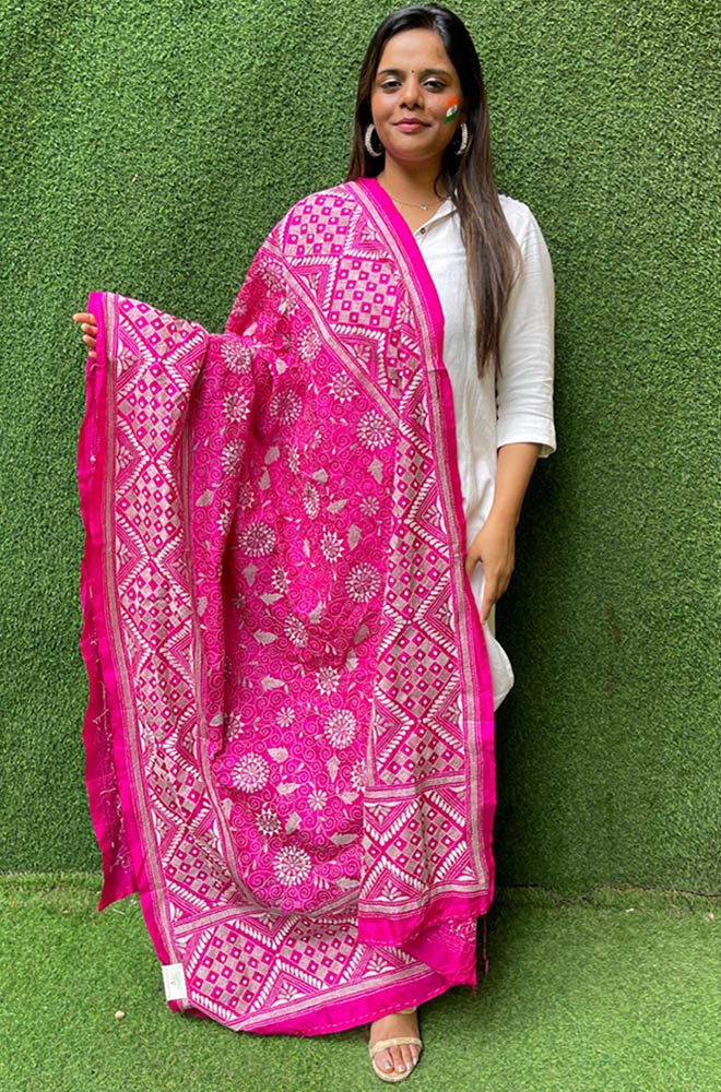 Pink Hand Embroidered Kantha Bangalore Silk Dupatta - Luxurion World