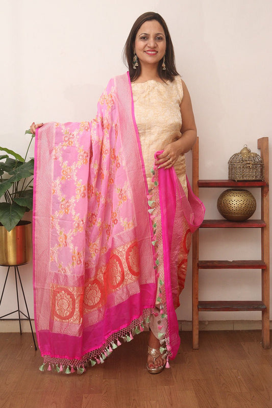 Pink Handloom Banarasi Pure Georgette Brush Dye Dupatta - Luxurion World