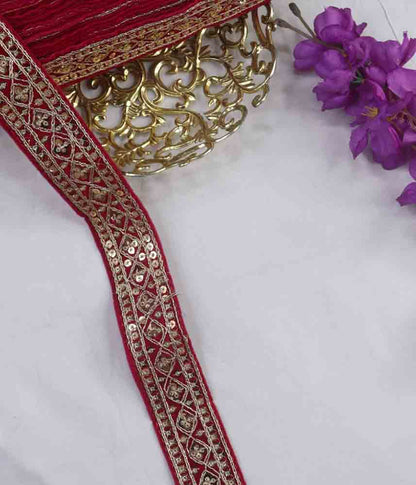 Fancy Laces - Elevate Your Traditional Outfits with Elegance and Style - Add a touch of sophistication to your sarees, blouses, and dupattas with our stunning pink lace featuring intricate sequin work. - Luxurion World