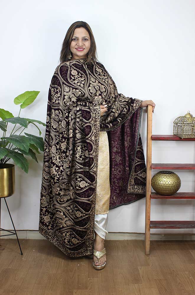 Purple Embroidered Trendy Velvet Dupatta - Luxurion World