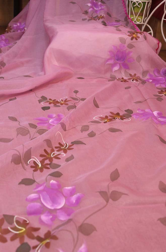 Shop the Latest Pink Hand Painted Organza Saree with Scalloped Border - Luxurion World