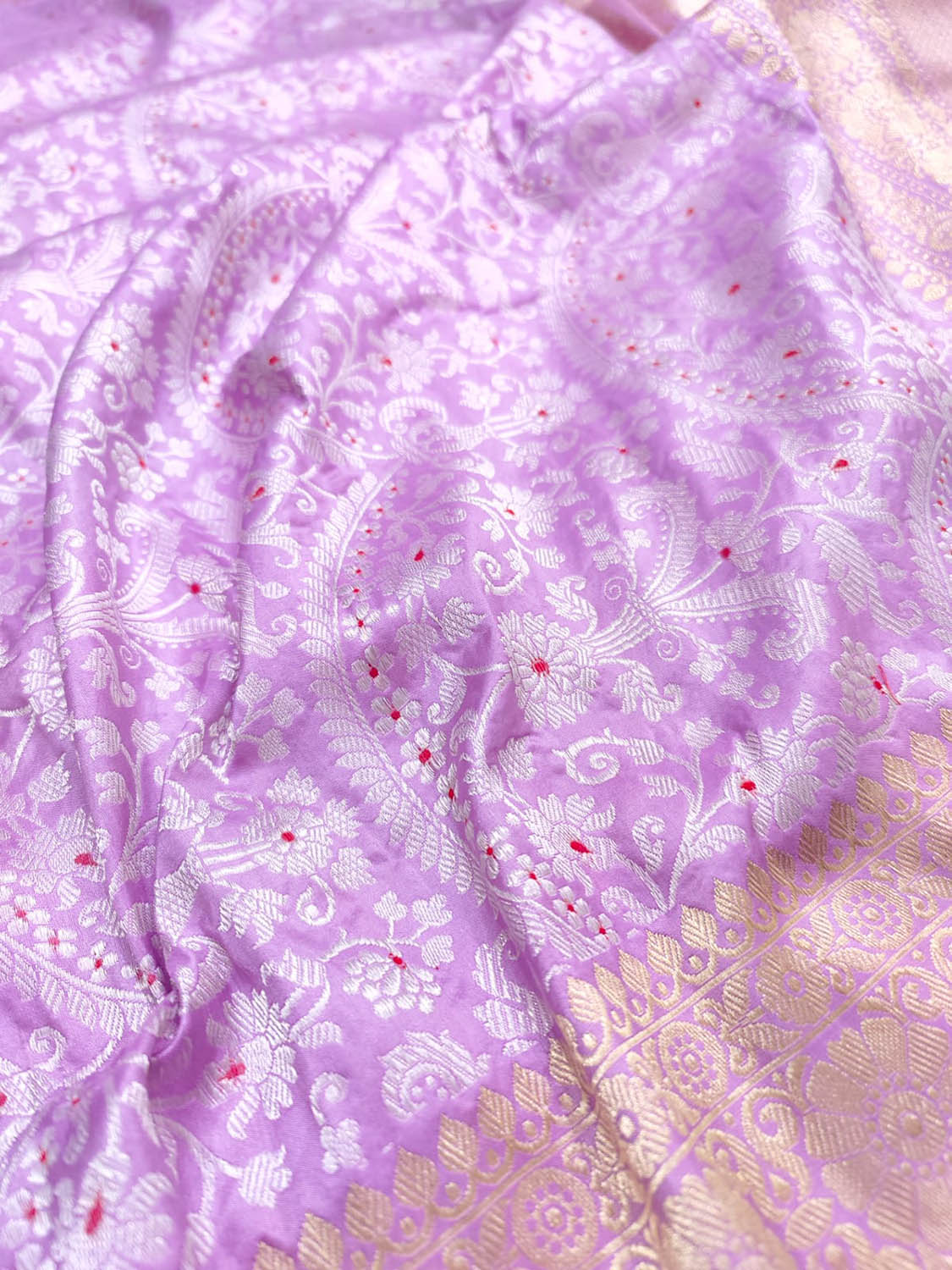 Purple Handloom Banarasi Pure Katan Silk Sona Roopa Saree - Luxurion World