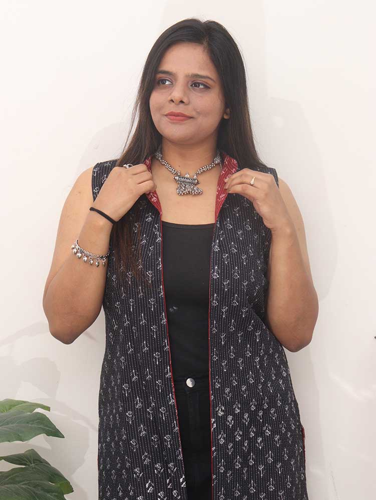 Red And Black Block Printed Pure Cotton Reversible Long Jacket - Luxurion World