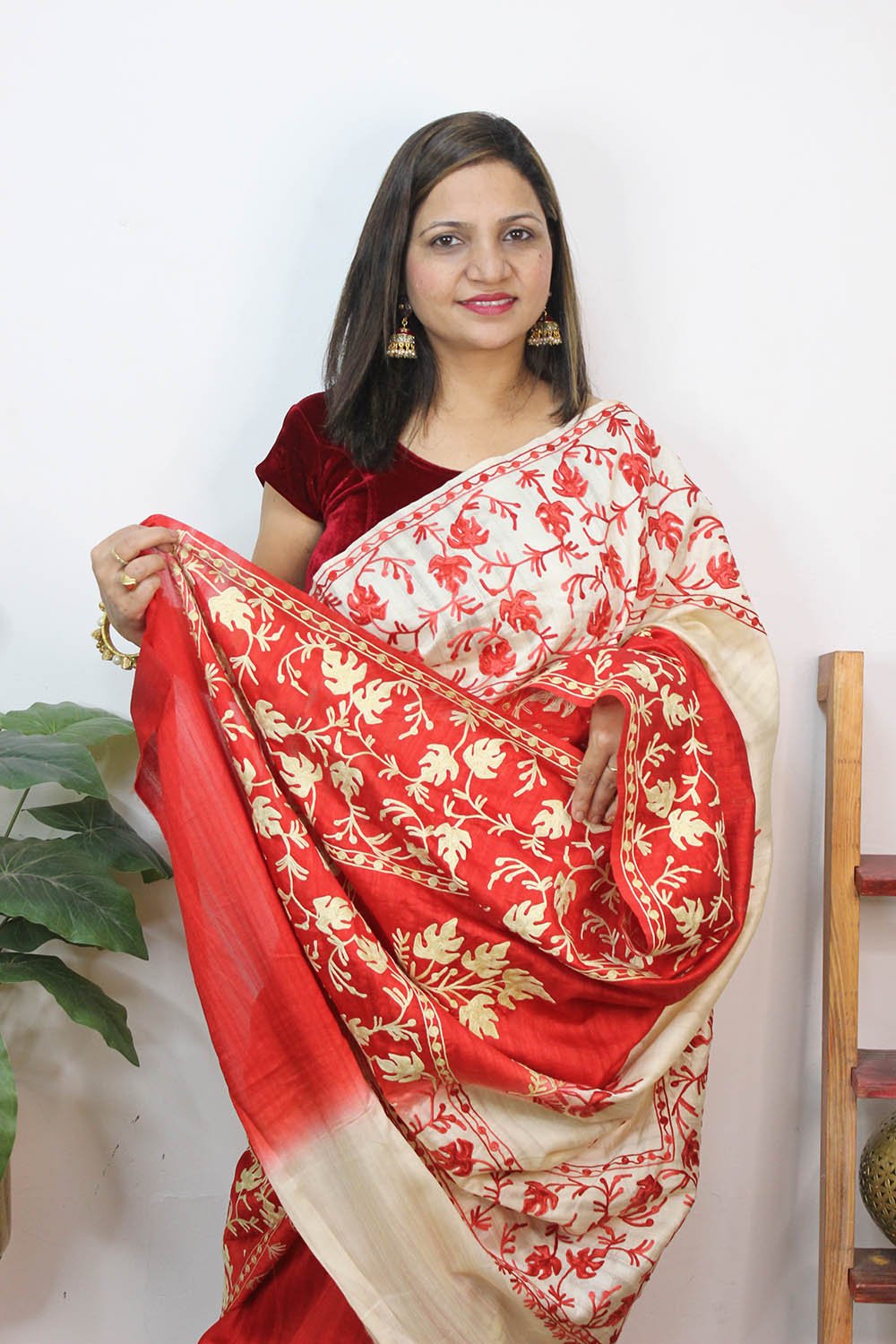 Red And White Embroidered Kashmiri Aari Work Tussar Silk Saree