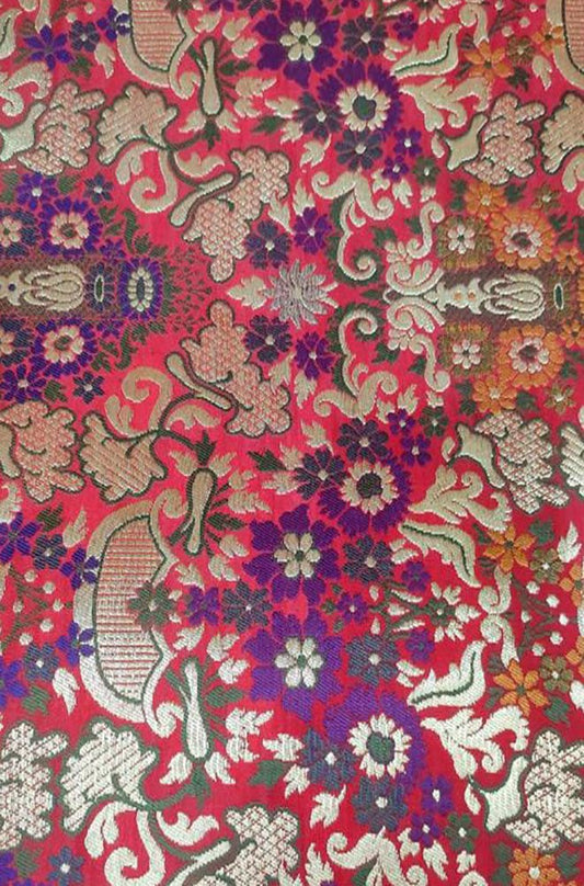 Red Banarasi Kimkhwab Silk Meenakari Fabric ( 1 Mtr ) - Luxurion World