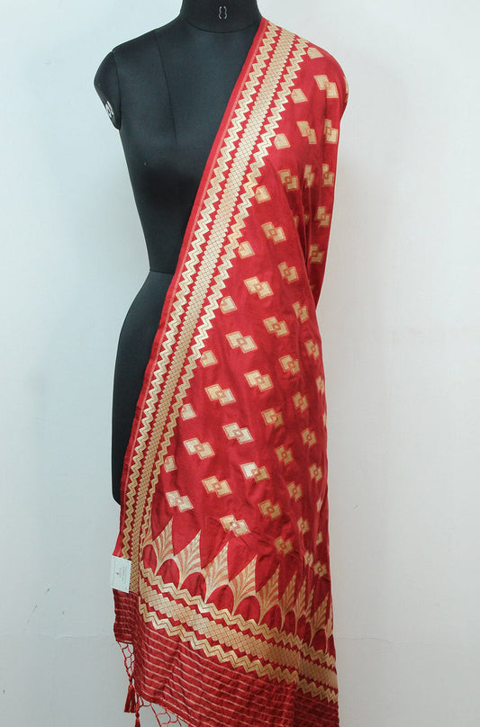 Red Banarasi Silk Dupatta - Luxurion World